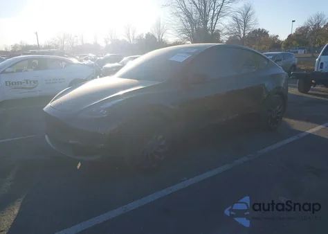 2023 Tesla Model Y from USA, damaged, VIN 7SAYGDEF1PF788899